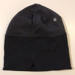 Lululemon Run With Me Toque Hat Reversible Black